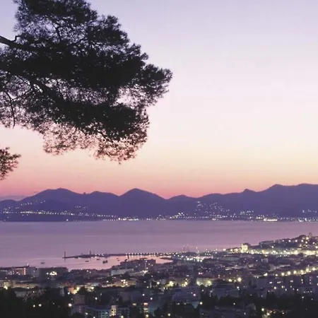 Palais Azur Apartment